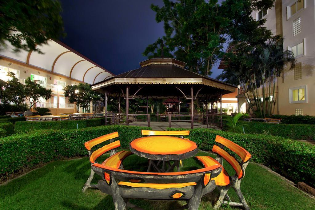 צ'ה אם D Varee Xpress Hillside Hua Hin מראה חיצוני תמונה
